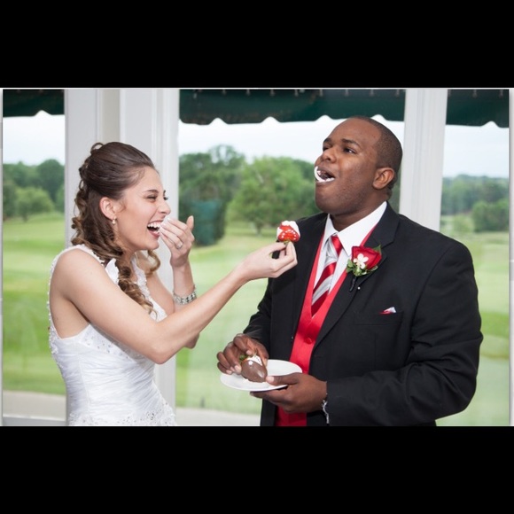 Meet your Posher, Amanda - Picture 7 of 7